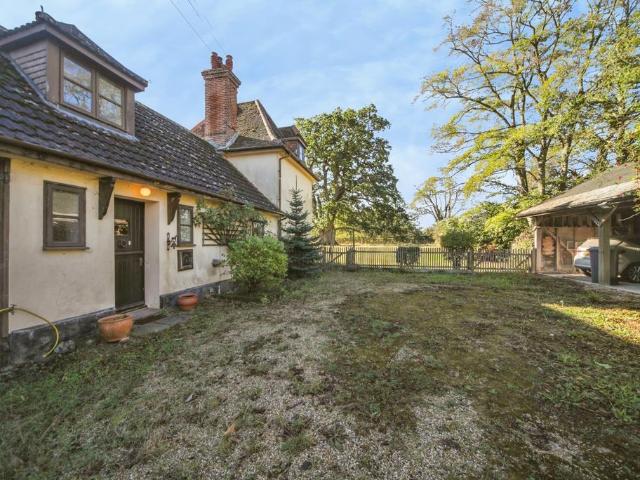House for sale in Burnside, West Suffolk