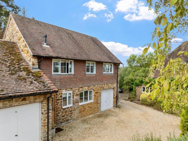 House for sale in Lytchett Matravers, East Dorset