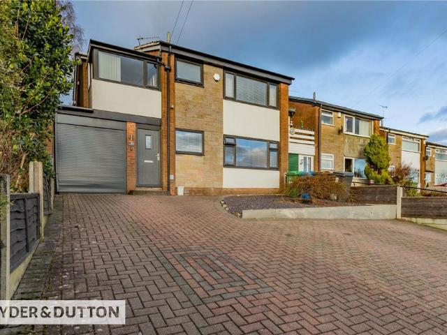 House for sale in Shaw and Crompton, Pendock