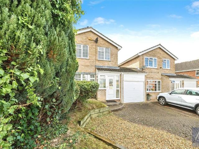 House for sale in Buckingham, Buckinghamshire