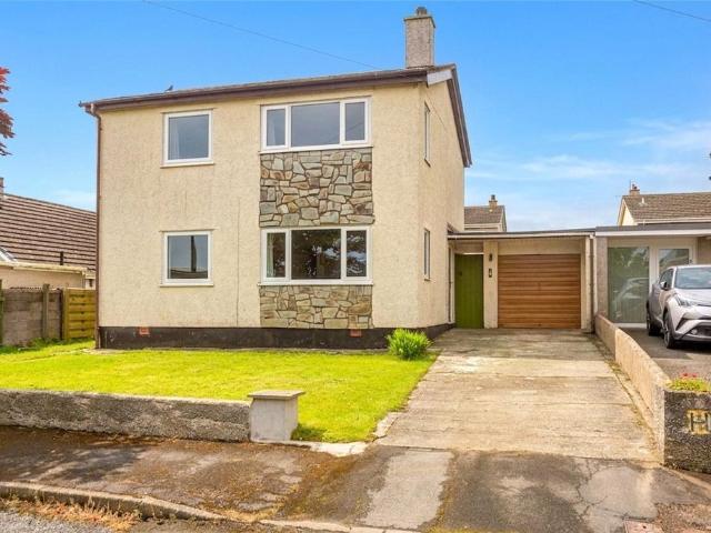 House for sale in Llanfaethlu