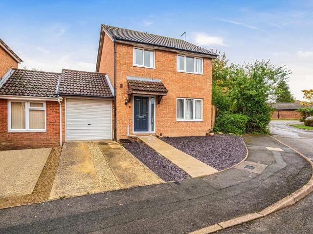 House for sale in Towcester, West Northamptonshire