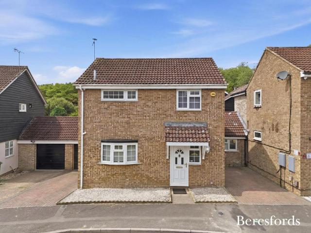 House for sale in Navestock Side, Essex
