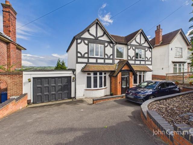 House for sale in Beamhurst, Staffordshire