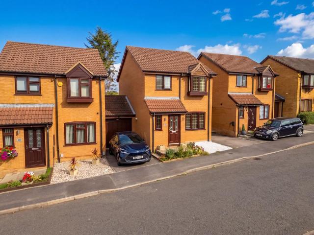 House for sale in Bierton, Buckinghamshire