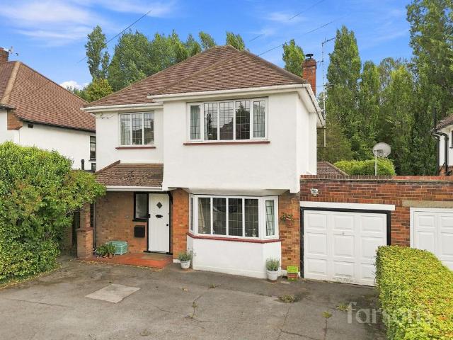 House for sale in Navestock Side, Essex