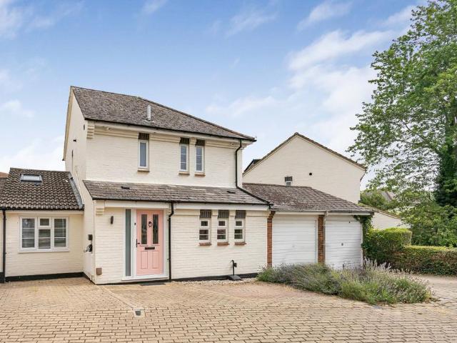 House for sale in Milton Keynes
