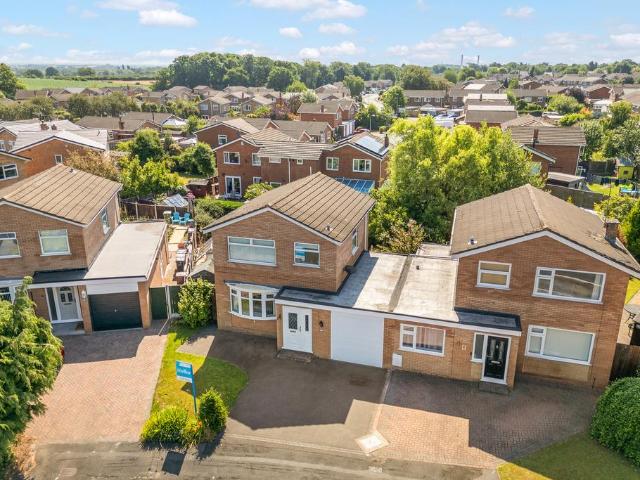 House for sale in Barnton, Cheshire