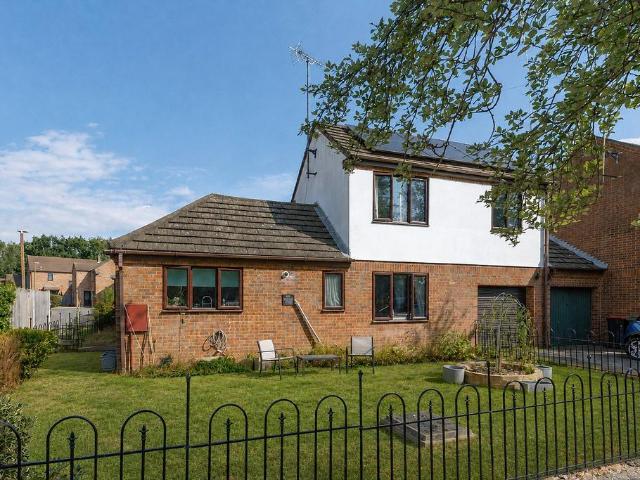 House for sale in Great Linford, Milton Keynes
