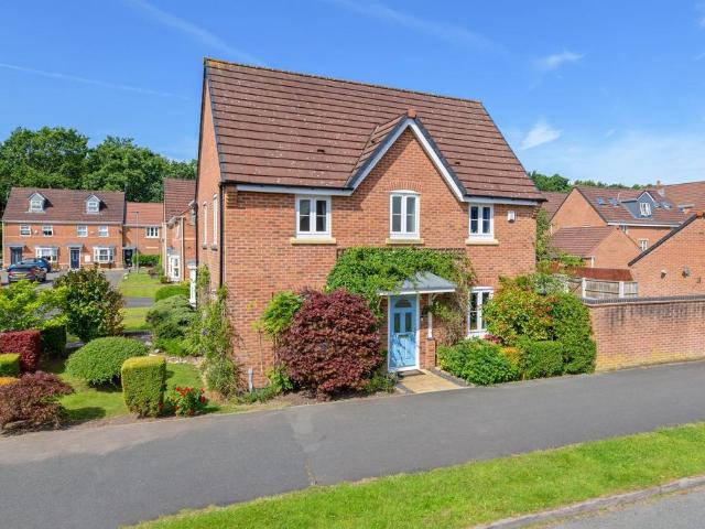 House for sale in Chapelford, Warrington