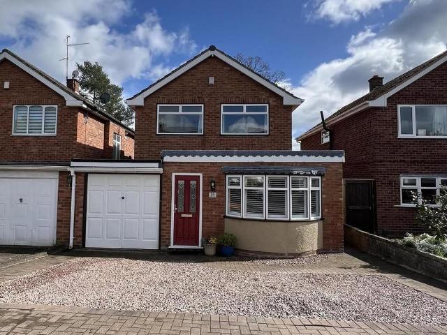 House for sale in Bromsgrove, Worcestershire
