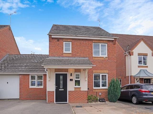 House for sale in Bedworth Heath, Camp Hill