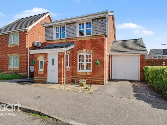 House for sale in Pin Green Industrial Area, Shephall