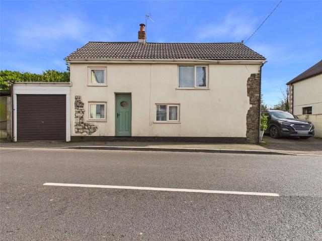 House for sale in Kilkhampton, Cornwall