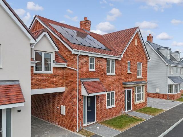 House for sale in Coalhill, Chelmsford