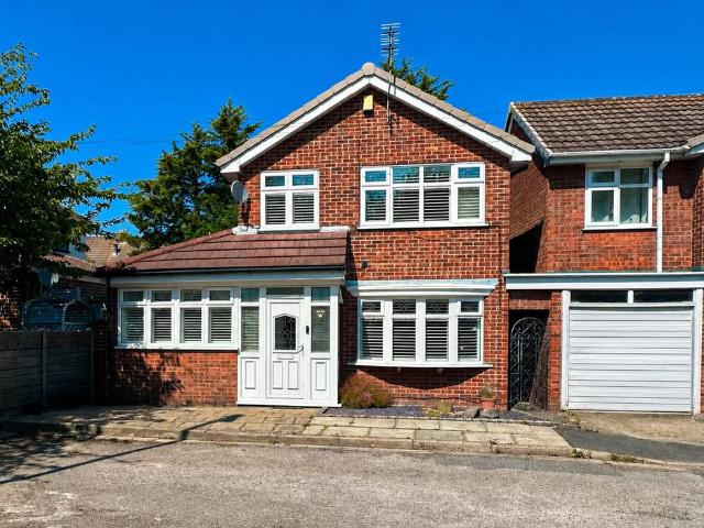 House for sale in Huyton, Knowsley