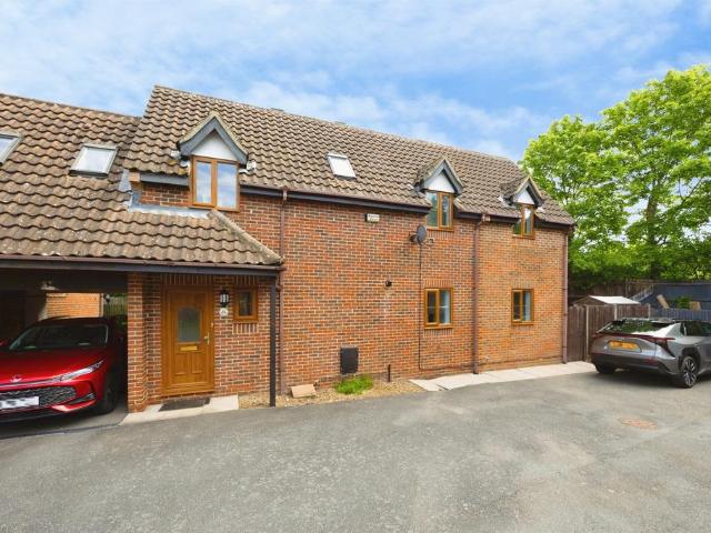 House for sale in Orchard Heights, Bridgefield