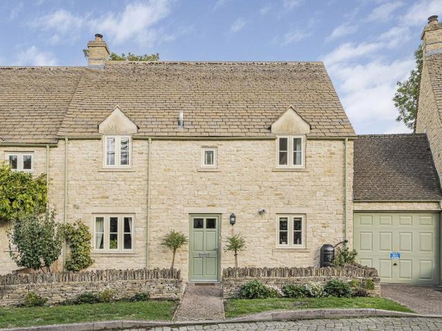 House for sale in Coln St Aldwyns, Cotswold