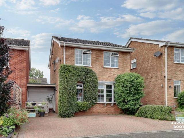 House for sale in Lichfield, Boley Park