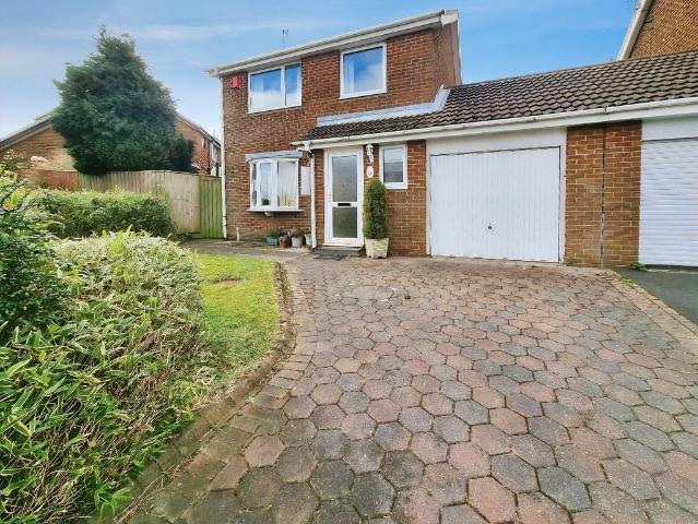 House for sale in Kenton, Tyne And Wear