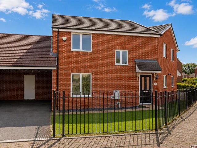 House for sale in Fareham, Hampshire