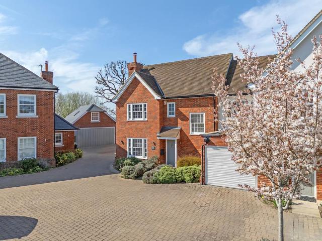 House for sale in Felsted, Felsted