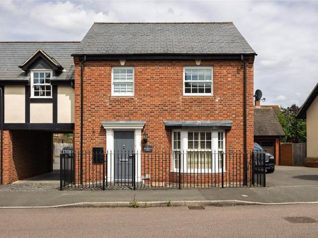 House for sale in Bedford