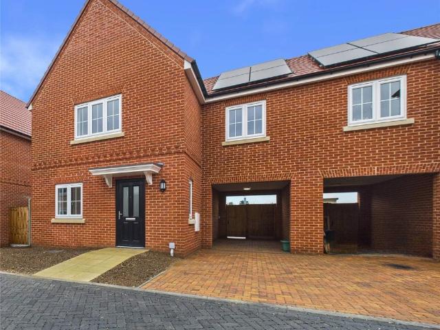 House for sale in Elmstead, Dale Hill