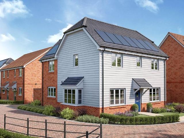 House for sale in Perryfields, West Sussex