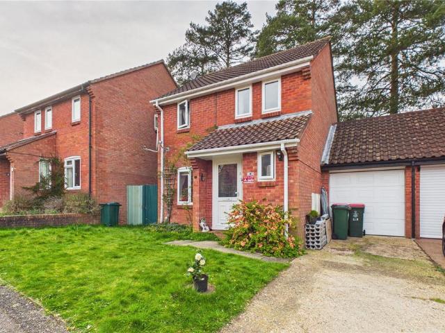 House for sale in Broadfield, Glynde