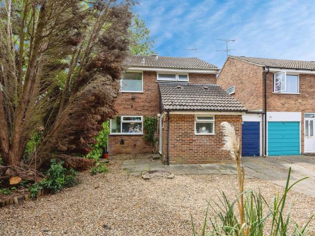 House for sale in Farnborough, Hampshire