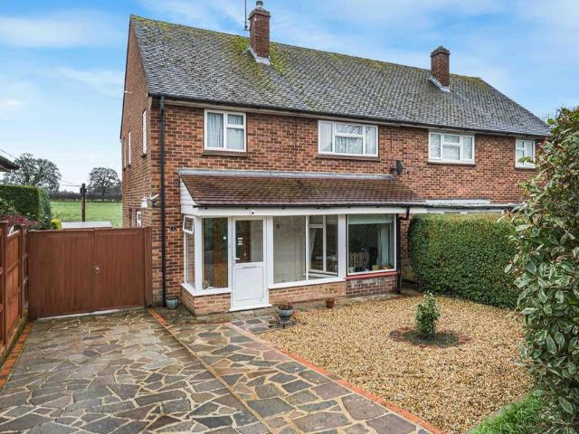 House for sale in The Butts, Kent
