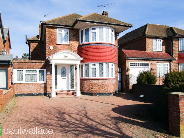 House for sale in London Borough of Barnet, Greater London