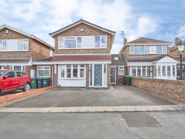 House for sale in Tipton, West Midlands