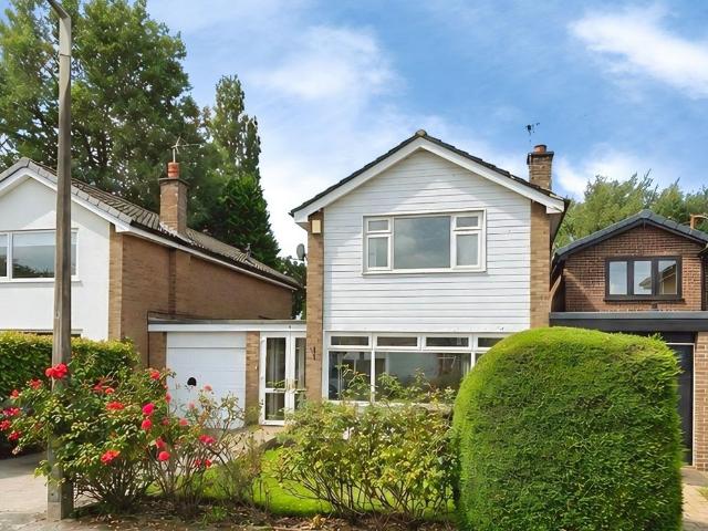 House for sale in Cheadle Hulme, Greater Manchester