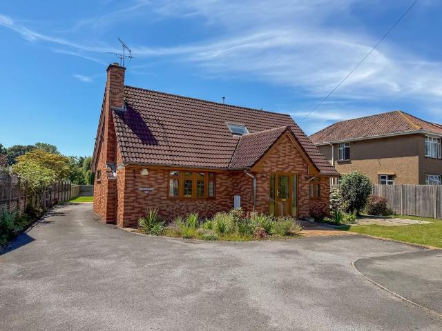 House for sale in Nailsea, North Somerset
