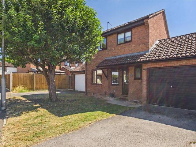 House for sale in Theale, West Berkshire