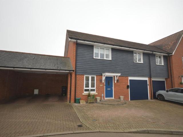 House for sale in Chipping Hill, Essex