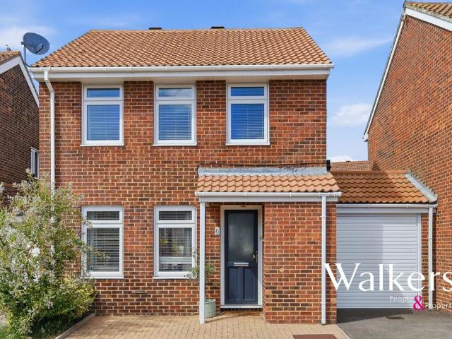 House for sale in Queens Park, Billericay