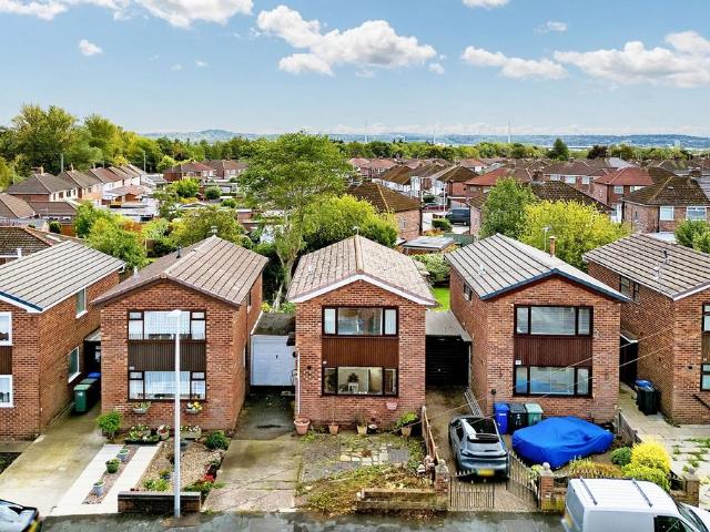 House for sale in Crow Wood, Widnes