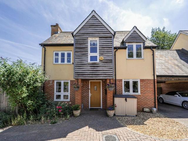 House for sale in Ludgershall, Wiltshire
