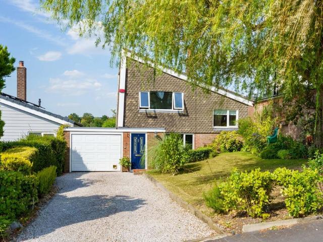 House for sale in Ludworth Houses, Marple Bridge