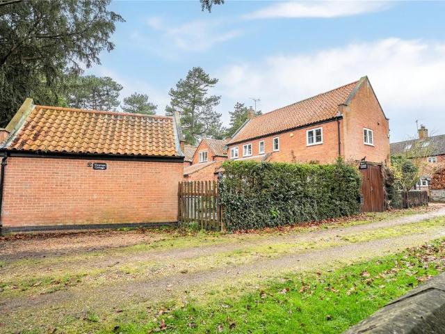 House for sale in Alverton, East Midlands