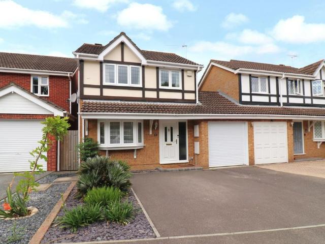 House for sale in Hedge End, Helford