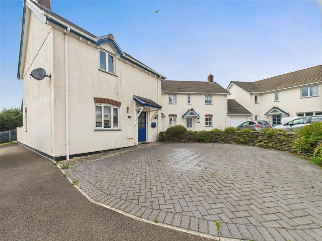 House for sale in Kilkhampton, Cornwall