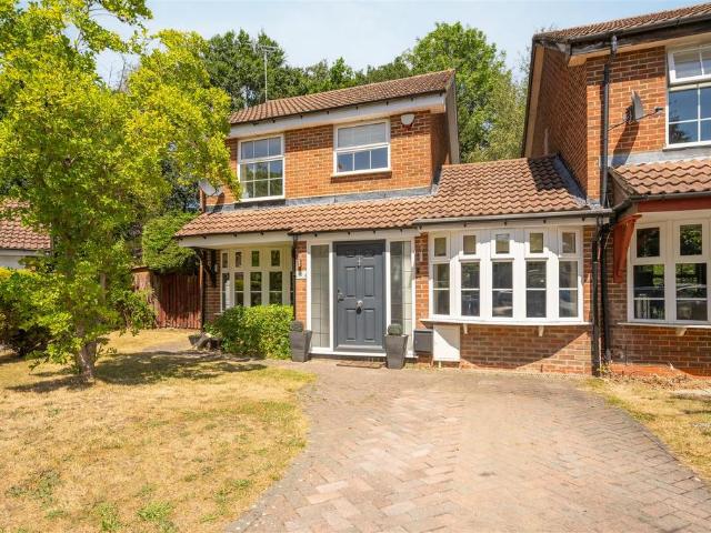 House for sale in Sunninghill and Ascot, Ascot