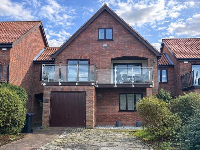 House for sale in Comers, Norfolk