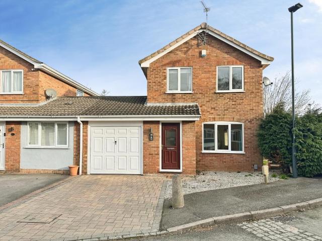 House for sale in Oakwood, East Midlands