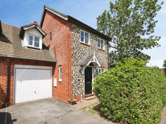 House for sale in Amesbury