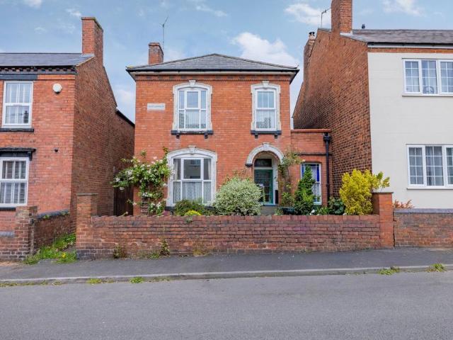 House for sale in Wordsley, West Midlands